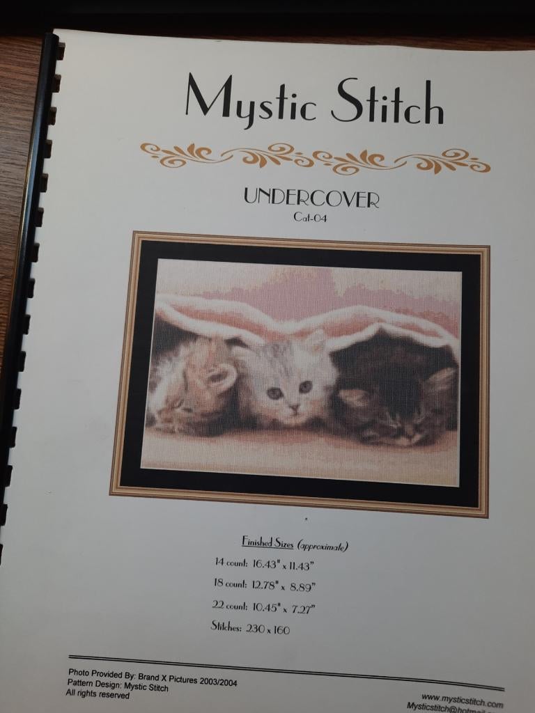 Cahier de patrons - Mystic Stitch Cat-04, Hobby & Loisirs créatifs, Broderie & Machines à broder, Enlèvement ou Envoi, Comme neuf