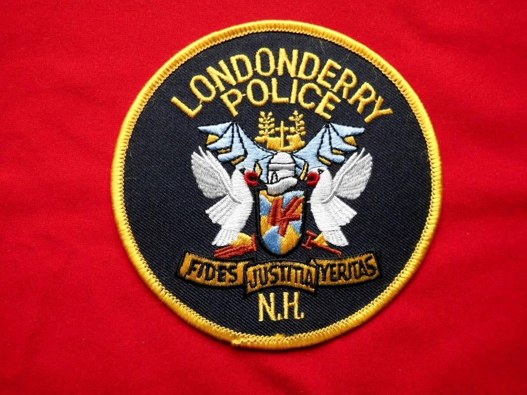 USA New Hampshire Londonderry police patch, Ophalen of Verzenden, Overige soorten, Embleem of Badge