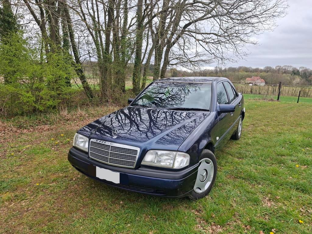 Mercedes-Benz W202 C180 Essence, Autos, Mercedes-Benz, Achat, Bleu, Automatique, Particulier