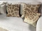 Kussens giraffe zebrahuiden vel landelijk afrika, Ophalen, Zo goed als nieuw