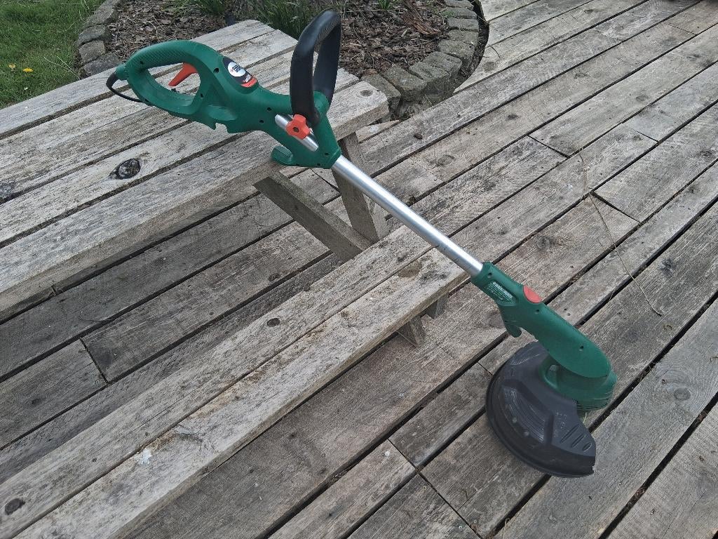 Coupe-bordures, Enlèvement, Comme neuf, Black & Decker