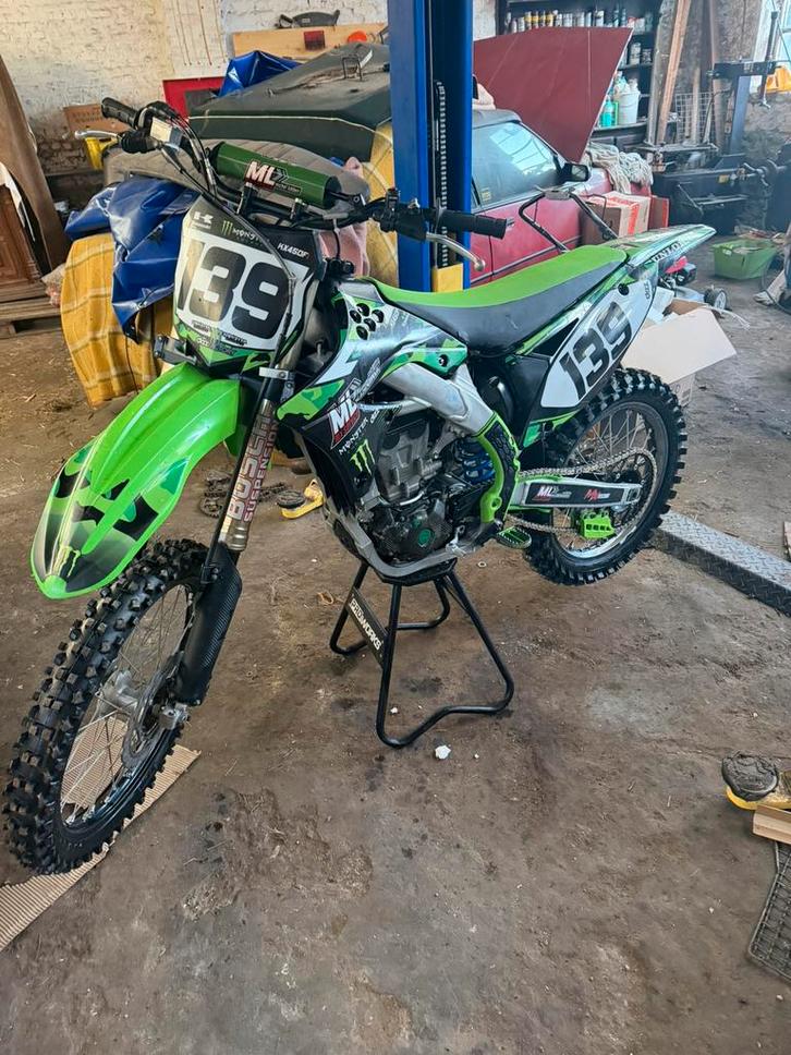 Kawasaki kxf 450 2010, Fietsen en Brommers, Brommers | Crossbrommers, Zo goed als nieuw, Ophalen