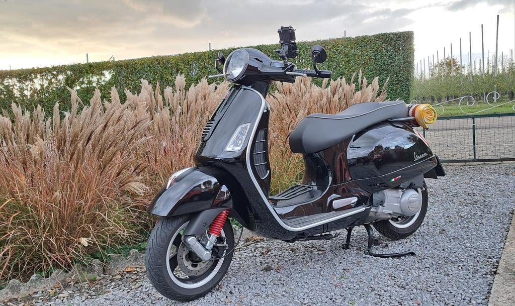 Vespa 300 GTS, Motos, Motos | Piaggio, Particulier