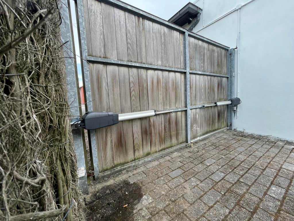 Automatische hek motor | Draaipoort  | Montage inbegrepen, Ophalen, Nieuw