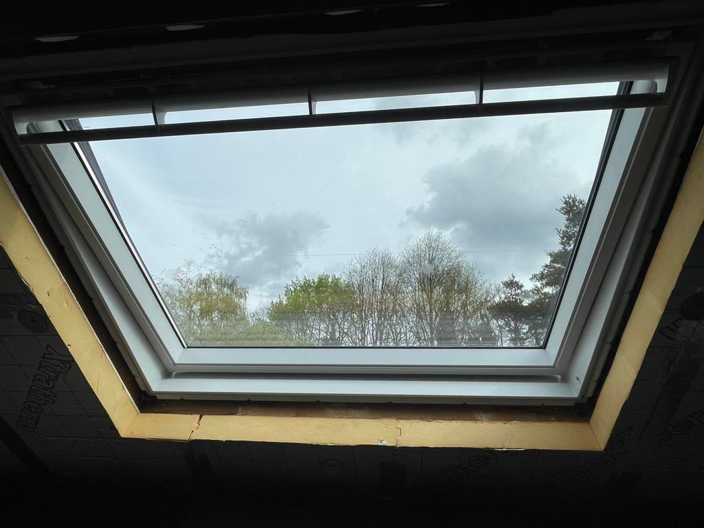 Velux plaatsen, Doe-het-zelf en Bouw, Glas en Ramen, Zo goed als nieuw, Dakraam, Ophalen