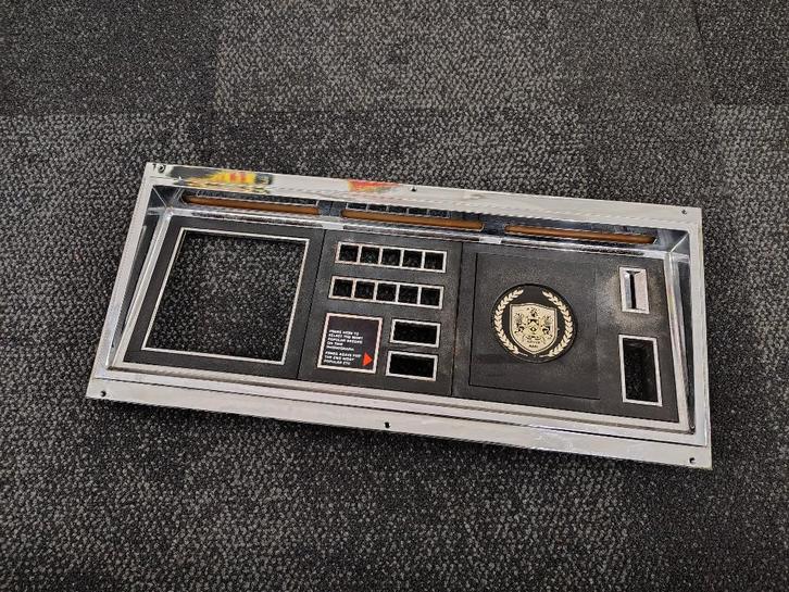 Chroom Paneel Rowe-AMi R85 (1981) jukebox, Collections, Machines | Jukebox, Ami, Envoi