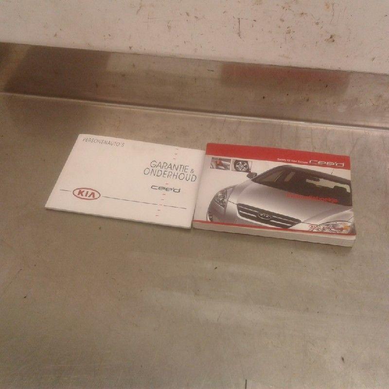 INSTRUKTIEBOEK Kia Cee'd Sporty Wagon (EDF), Gebruikt, Kia