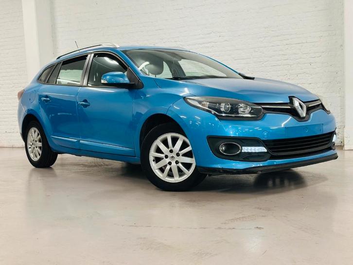 Renault Megane benzine 2015 navi met keuring, Autos, Renault, Entreprise, Mégane, Air conditionné, Cruise Control, Vitres électriques