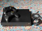 XBOX ONE X ( free forza horizon 5 ) + 2 controllers, Ophalen of Verzenden, Xbox One