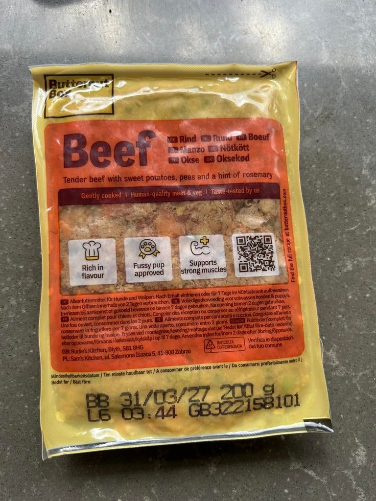 Nat voer honden, Ophalen, Hond