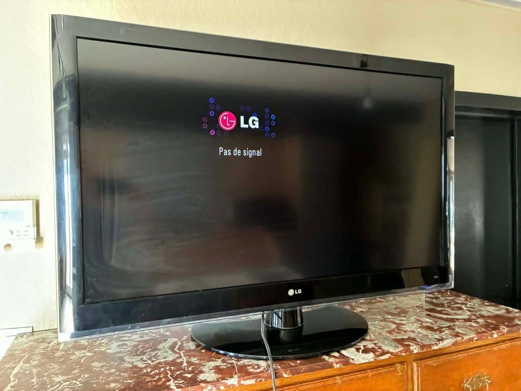 Téléviseur LCD 119 cm (47 pouces) HD TV 1080p, LCD, Enlèvement, Utilisé, 100 cm ou plus