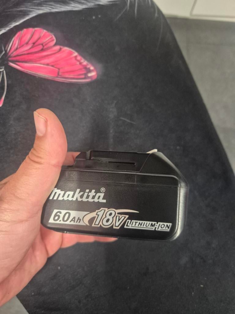 Makita batterie 6ah 18V, Bricolage & Construction, Enlèvement