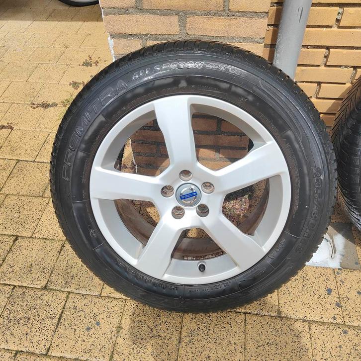 originele Volvo R line velgen, Auto-onderdelen, Banden en Velgen, Band(en), 18 inch, Ophalen