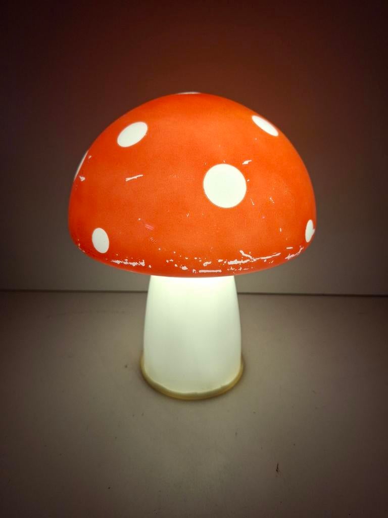 Paddenstoel lamp, Ophalen