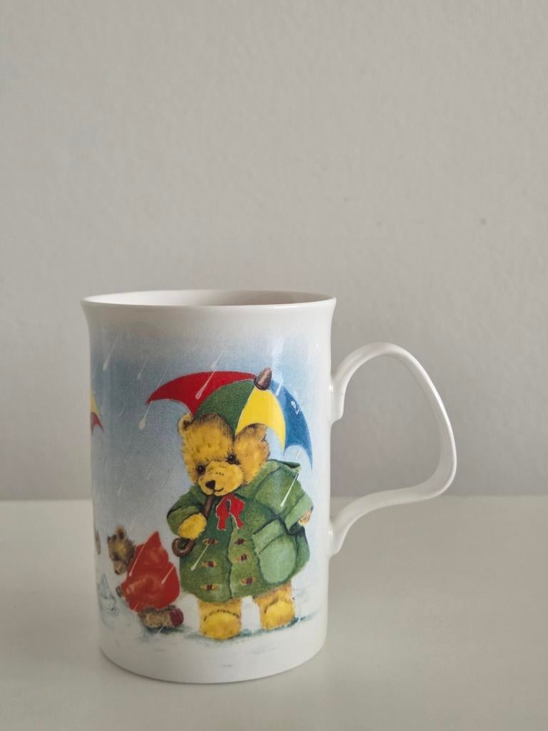 Roy Kirkham koffiemok Playtime Teddy in de regen, Huis en Inrichting, Keuken | Servies, Ophalen