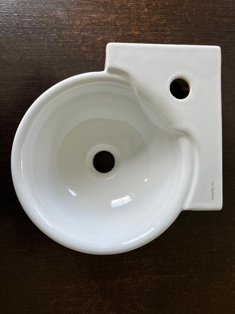 Porseleinen fontein, Ophalen, Zo goed als nieuw