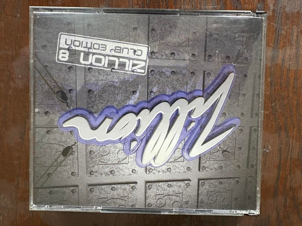 Ziljoen 8, Ophalen of Verzenden, Zo goed als nieuw