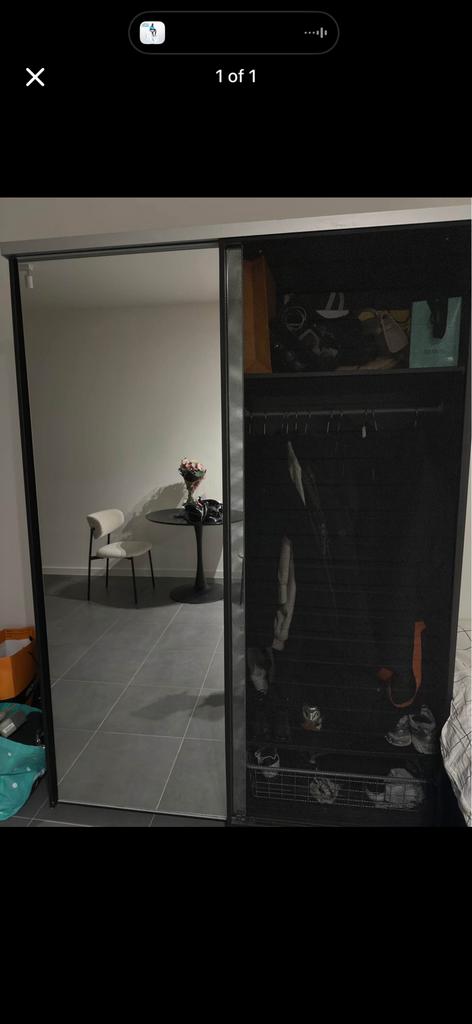 Zwarte kledingkast te koop, Enlèvement, Comme neuf