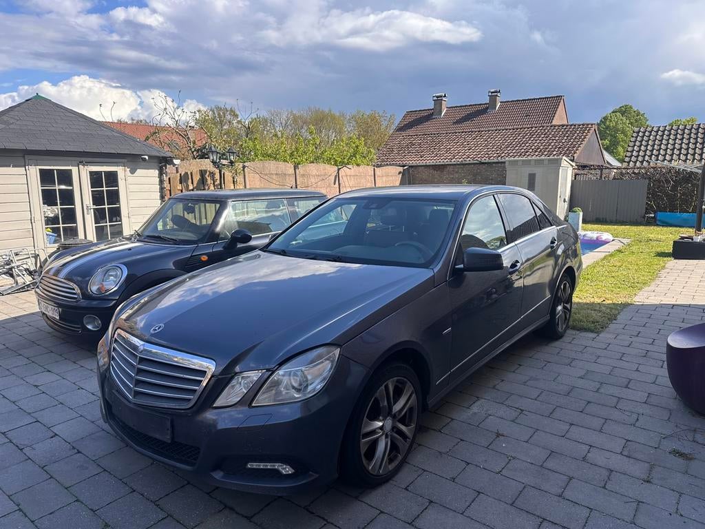 Mercedes - Benz E 200D 2010 2.2 diesel Euro5 automaat, Auto's, Mercedes-Benz, Particulier, E-Klasse, Aangepast voor mindervaliden