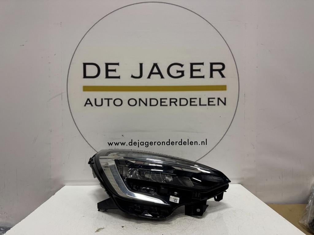 RENAULT CLIO V 5 KOPLAMP LED PURE VISION RECHTS 260100902R, Auto-onderdelen, Renault Group, Gebruikt, Contact.group@renault.com