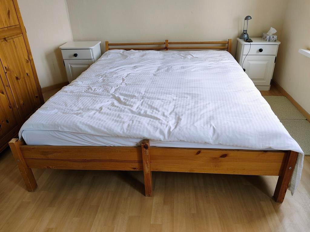 Bedframe met lattenbodem, Ophalen