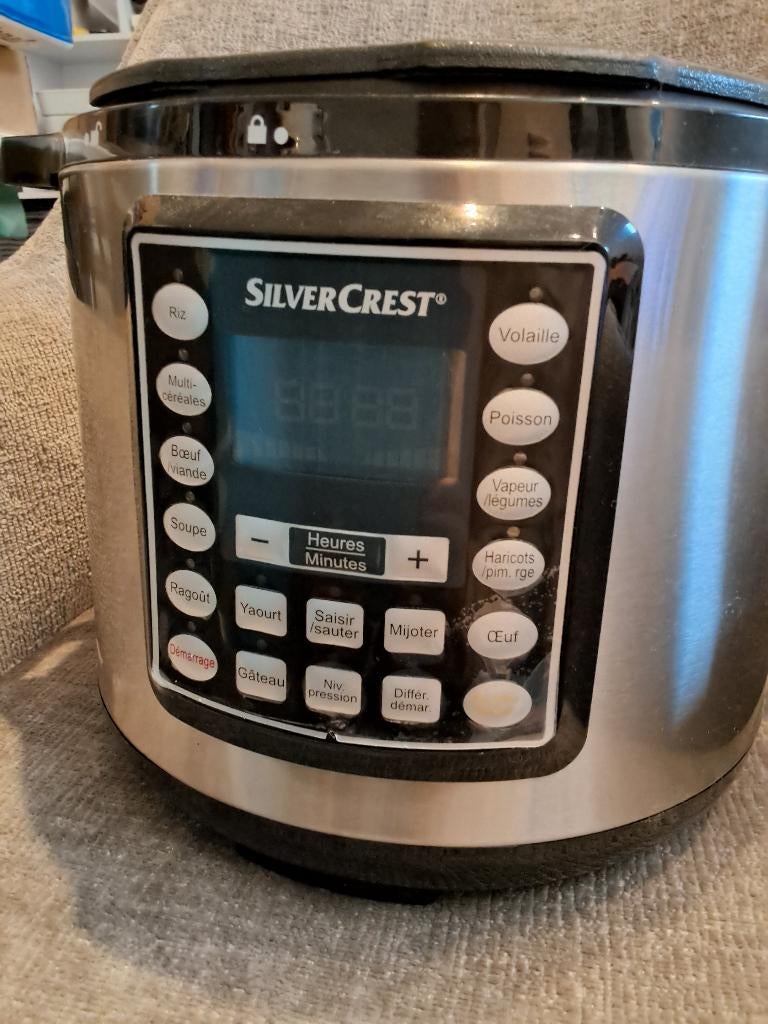 MULTICUISEUR ELECTRIQUE, Elektronische apparatuur, Gourmetstellen, Nieuw, 4 t/m 7 personen, Ophalen