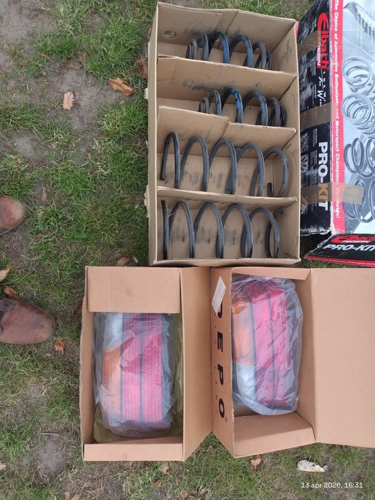 Ressorts et feux arrière E36 318is (d'origine), Autos : Pièces & Accessoires, Enlèvement