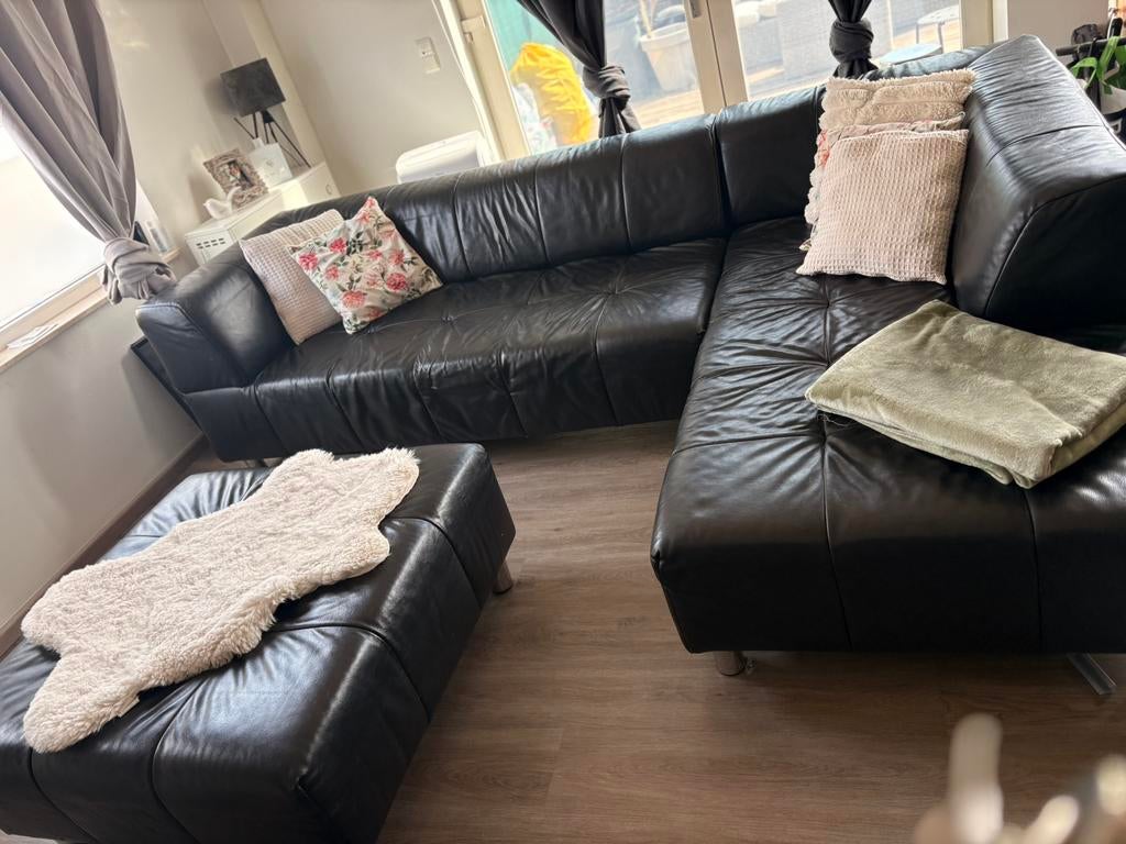 Italiaanse designer zetel in zwart leder + poef, Enlèvement, Utilisé, Cuir, Design