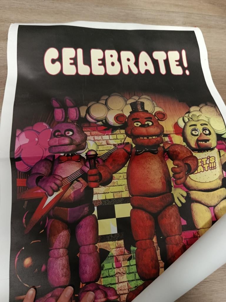 Five nights at Freddy's celebrate poster., Enlèvement, Utilisé, Autres types