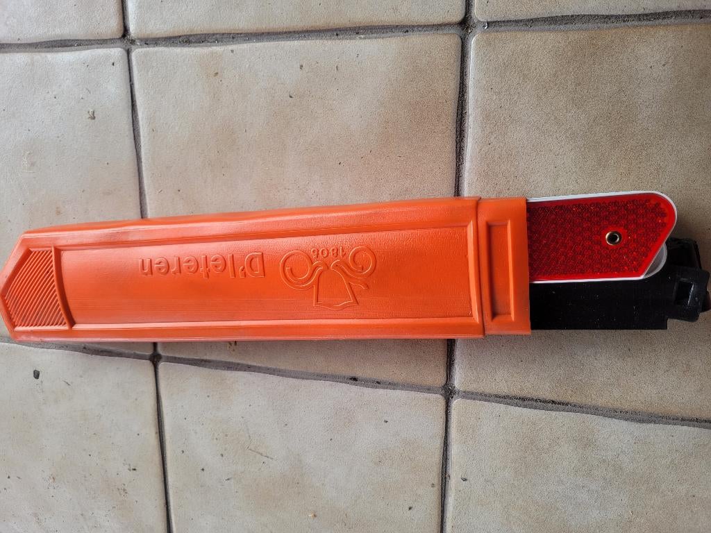 Triangle de Sécurité Vintage D'Ieteren Logo Historique 1805, Autos : Divers, Accessoires de voiture, Neuf, Enlèvement