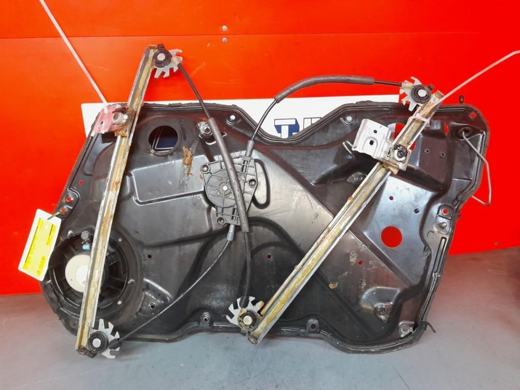 VITRE MECANISME AVANT GAUCHE Seat Leon (1M1) (1M0837461), Autos : Pièces & Accessoires, Utilisé, Seat