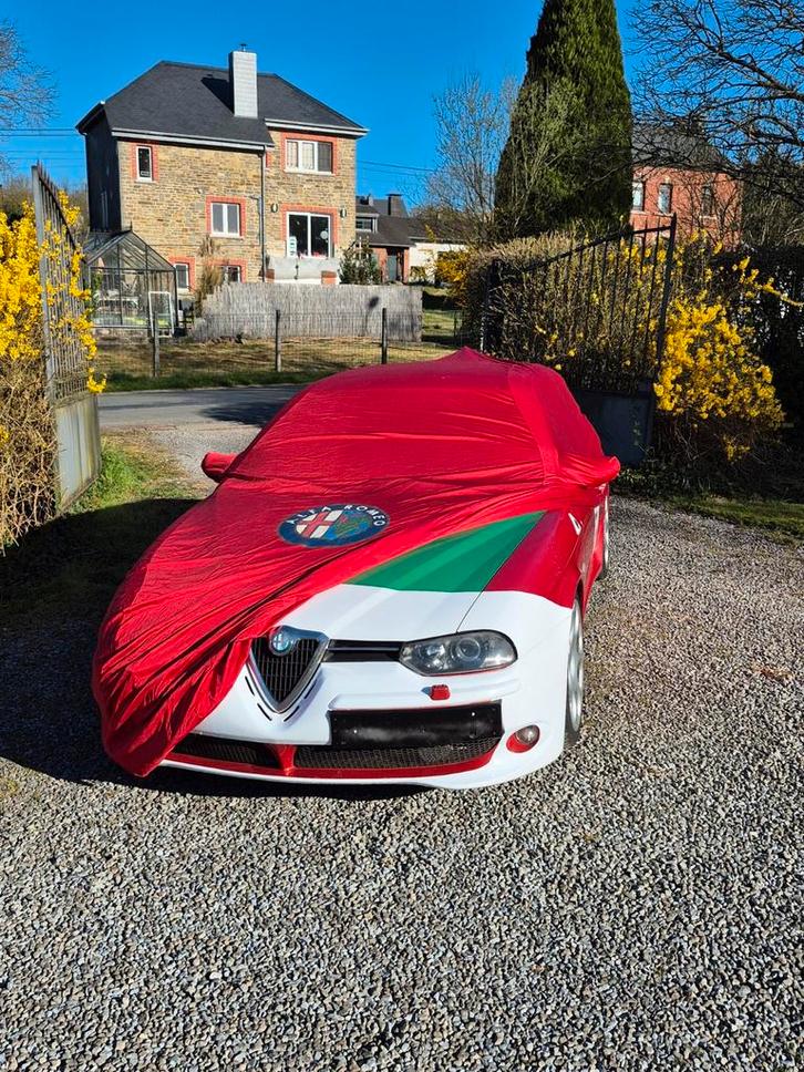 Alfa romeo 156 gta sw, Autos, Alfa Romeo, Particulier, Toit ouvrant, Essence, Break, 5 portes, Boîte manuelle, Rouge, Brun, Cuir