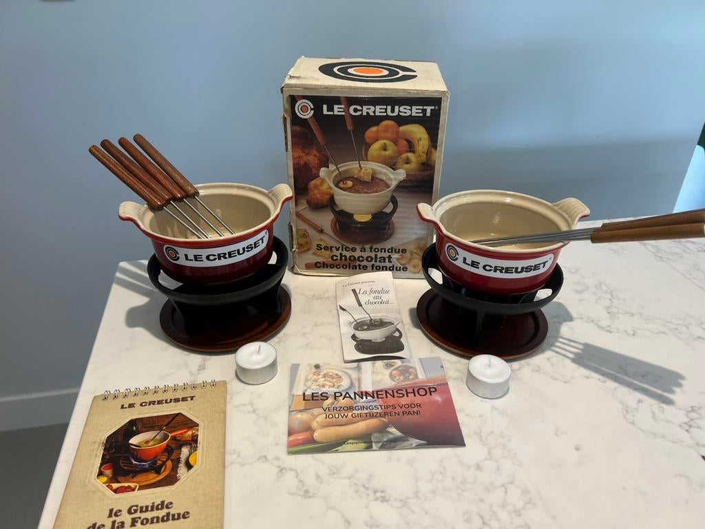 Nieuwe chocolade fondue set kersenrood in de doos, Ophalen of Verzenden, Nieuw, Brander, Fondueset