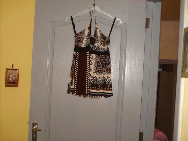 a vendre blouse tunique pour dame, Kleding | Dames, Blouses en Tunieken, Zo goed als nieuw, Overige kleuren, Ophalen of Verzenden