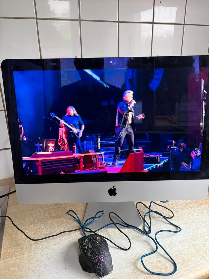 apple imac 21.5-inch, Informatique & Logiciels, Apple Desktops, Comme neuf, iMac, Enlèvement