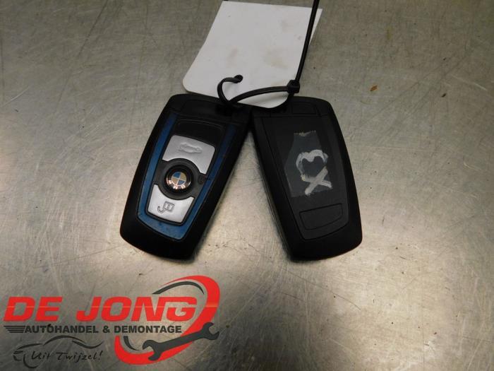 Clé d'un BMW X3, Autos : Pièces & Accessoires, -, 3 mois de garantie, Utilisé, -