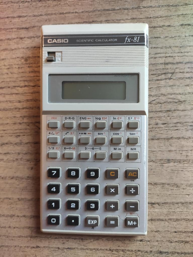 Vintage Casio FX-81 wetenschappelijke rekenmachine, Diversen, Ophalen, Gebruikt