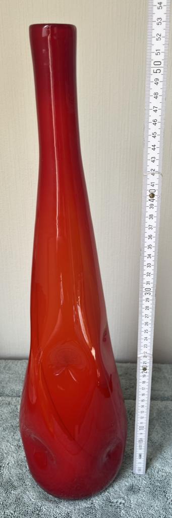 Vintage glazen design vaas van Rossini hand made in Italy., Maison & Meubles, Accessoires pour la Maison | Vases, Rouge, Enlèvement ou Envoi