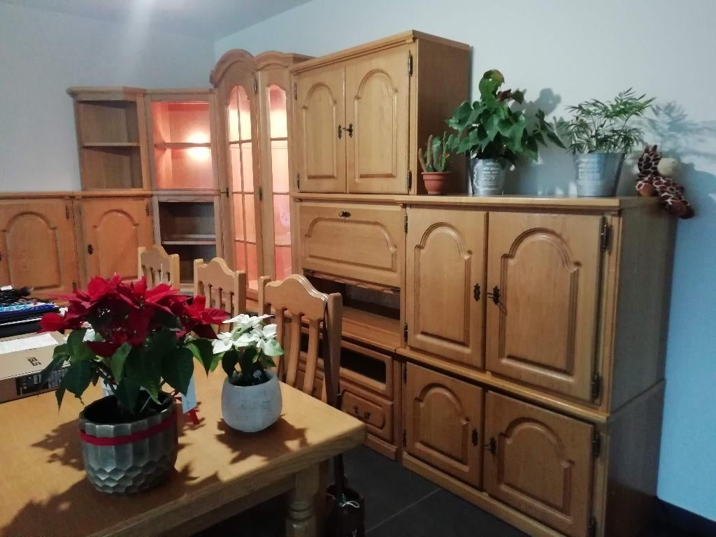 eetkamer, Ophalen, Gebruikt, Met deur(en), Eikenhout