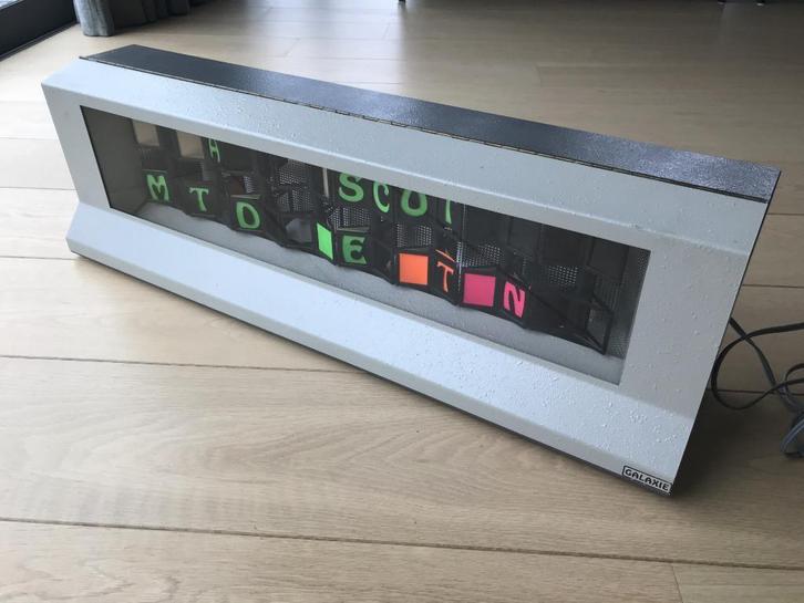 VINTAGE - Panneau d’affichage avec rotation des lettres, Articles professionnels, Articles professionnels Autre, Enlèvement