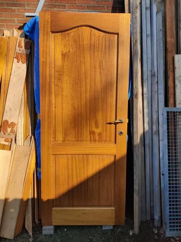 Binnendeuren massieve Meranti, 6 stuks beschikbaar voor biedingen