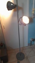 Vloerlamp te koop in Sint Joris Winge, Huis en Inrichting, Lampen | Vloerlampen, Ophalen, Zo goed als nieuw