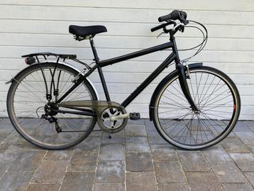 Kotfiets zwart 6 versnellingen beschikbaar voor biedingen