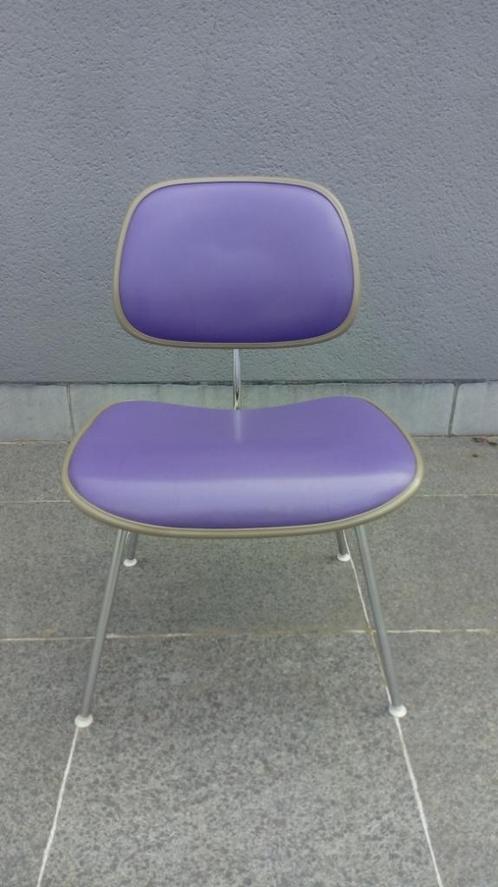 DCM Eames was voorzitter van Herman Miller, Antiek en Kunst, Antiek | Meubels | Stoelen en Sofa's, Ophalen