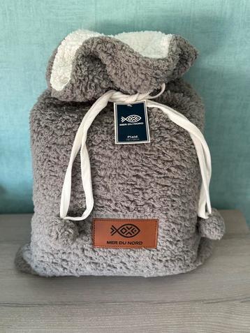 Fleece deken in mooie opbergzak  beschikbaar voor biedingen