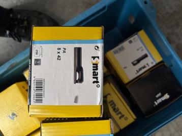 Plafondankers beschikbaar voor biedingen