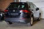 Volkswagen Tiguan 1.5 TSI Benzine Prof Navi Garantie EURO6, Autos, Volkswagen, 5 places, Noir, Tissu, Carnet d'entretien