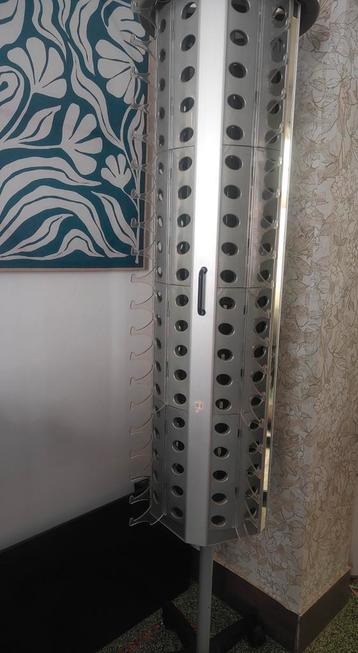 Porte lunettes/présentoir à lunettes  beschikbaar voor biedingen