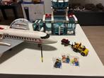 Lego city 7894 airport with passenger airplane, Kinderen en Baby's, Ophalen of Verzenden, Zo goed als nieuw, Complete set, Lego