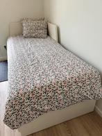 Bed “Flekke” IKEA (uitschuifbaar tot dubbel bed 160x200), Huis en Inrichting, Slaapkamer | Bedden, Ophalen, Zo goed als nieuw